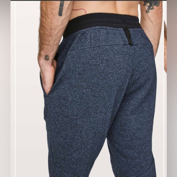 Men's Lululemon At Ease Jogger size medium - Picture 5 of 12